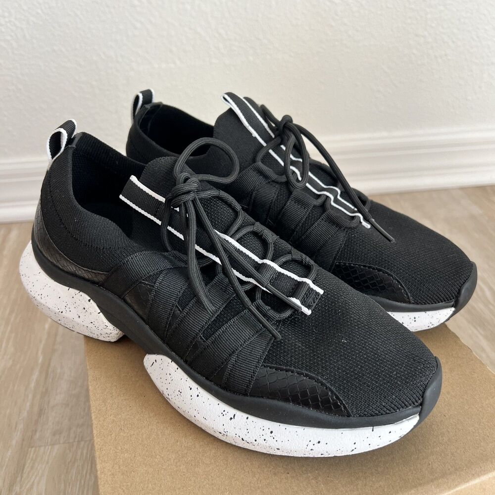 Nurture by Lamaze Black & White Athletic Shoes Women's-Size 8.5